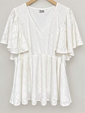 ARULA White Eyelet V-Neck Top with Flutter Sleeves
